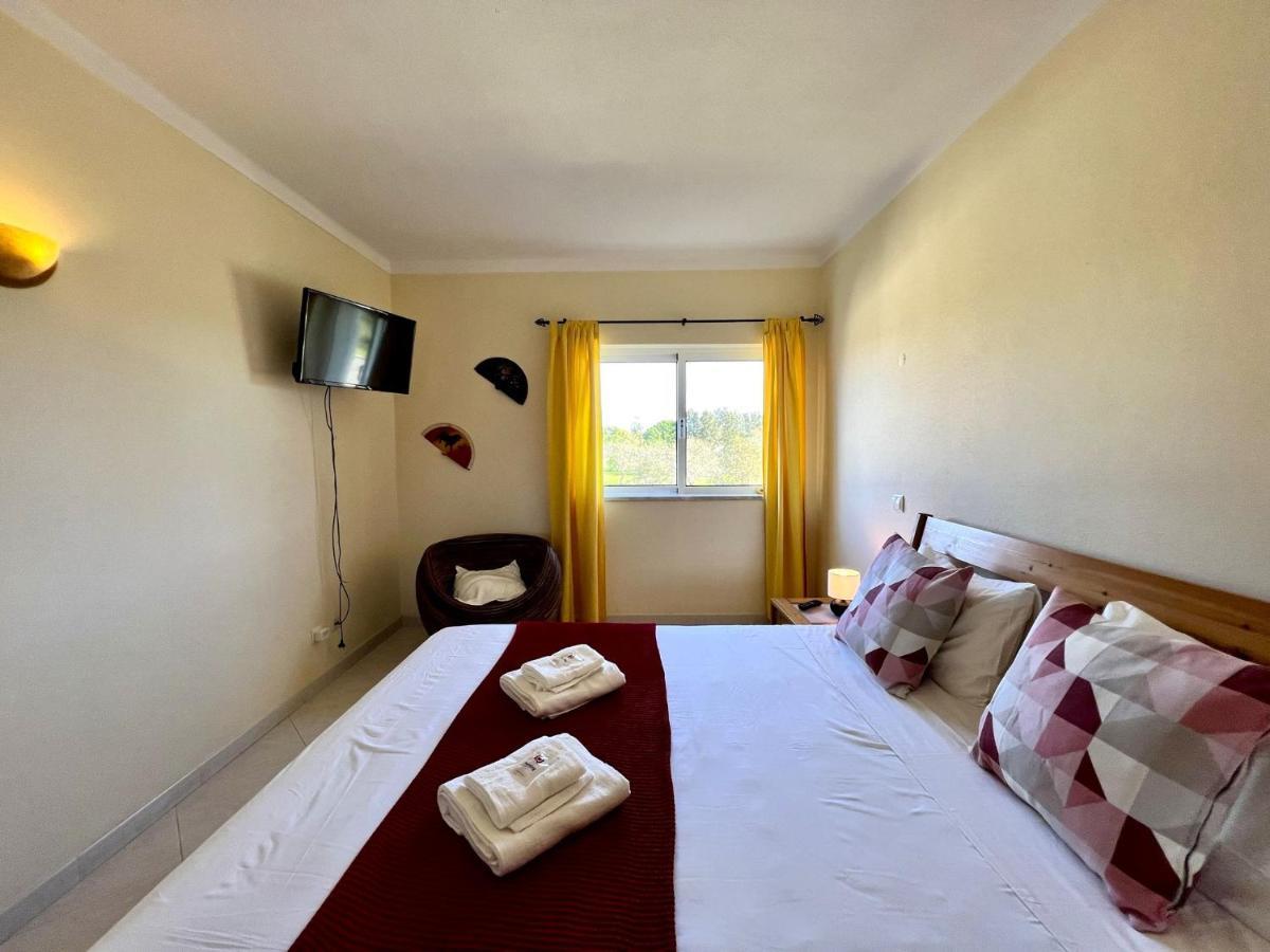 Alvor Paradise With Pool By Homing Екстер'єр фото